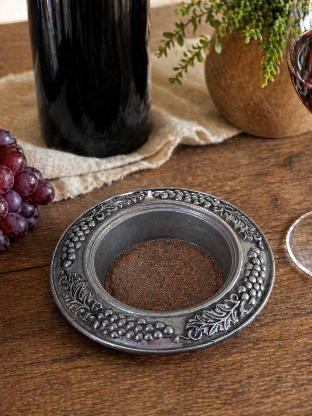 🍇Vintage Sexton 1972 Grape Vine Metal Coaster / Wine Bottle Coaster